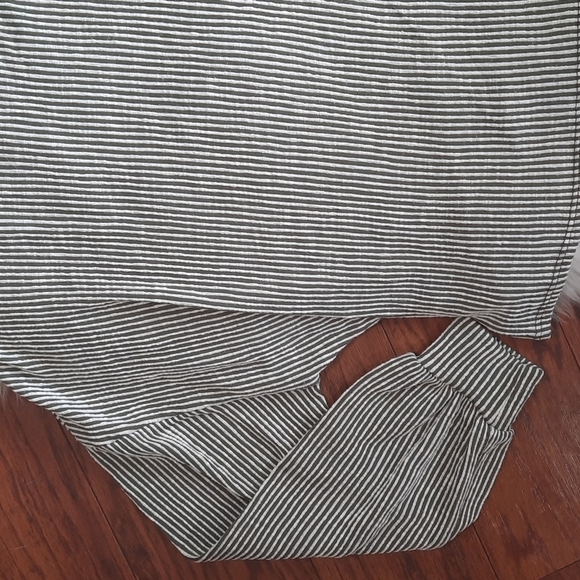 Caution to The Wind Striped Dolman Longsleeve - Picture 3 of 4